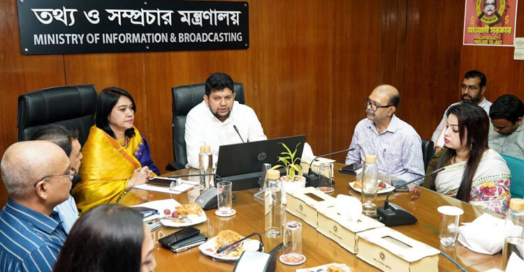 দেরিতে আসায় উপদেষ্টা মাহফুজের অনুষ্ঠান কাভার করলেন না সাংবাদিকরা