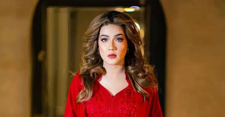 রুহটা ইন্ডিয়ায়, আমি আমেরিকায়: মাহিয়া মাহি