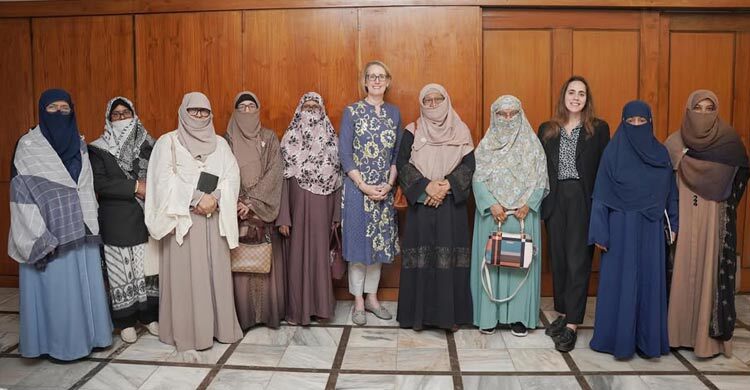 UK envoy meets women leaders of Jamaat