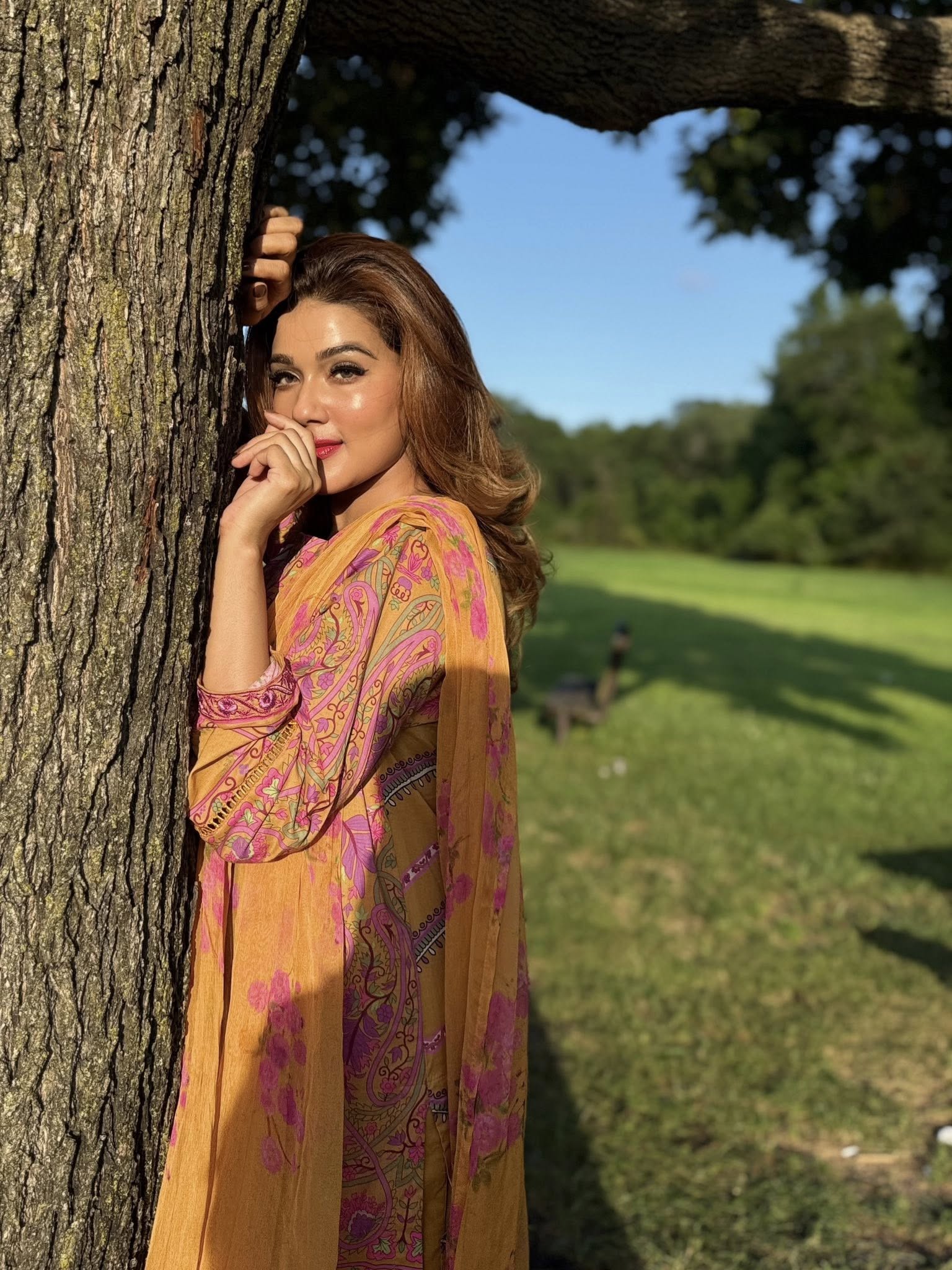 জন্মদিনে ছেলের টানে আবেগাপ্লুত মাহি