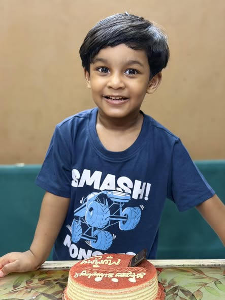 জন্মদিনে ছেলের টানে আবেগাপ্লুত মাহি