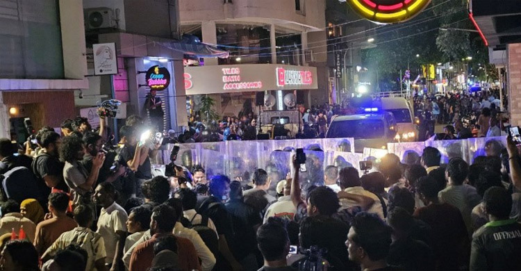 মালদ্বীপে এমডিপির সমাবেশ ঘিরে উত্তেজনা, পুলিশের সঙ্গে সংঘর্ষ