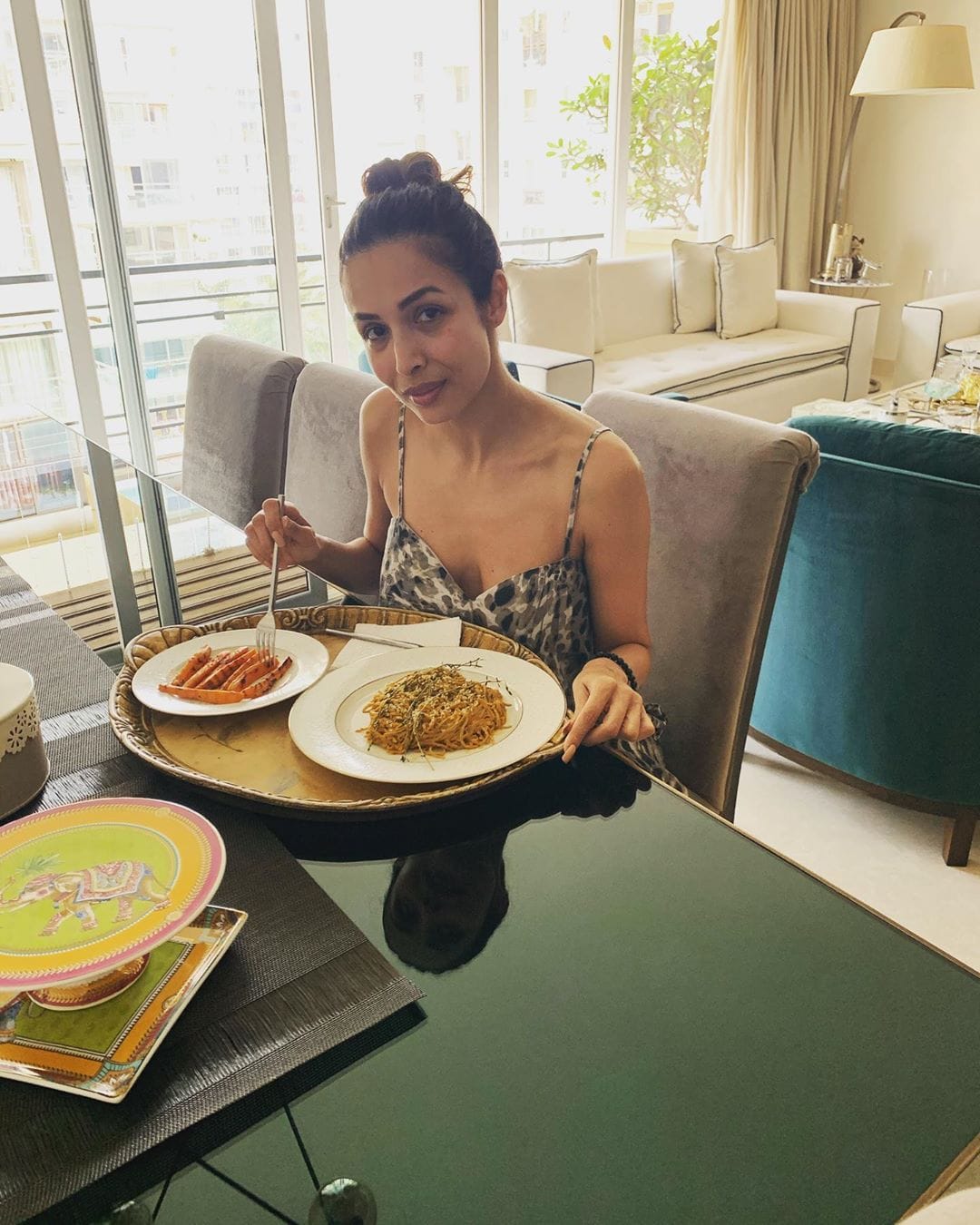 ফিটনেস ট্রেন্ড নয়, ঘরোয়া অভ্যাসেই সুস্থ মালাইকা