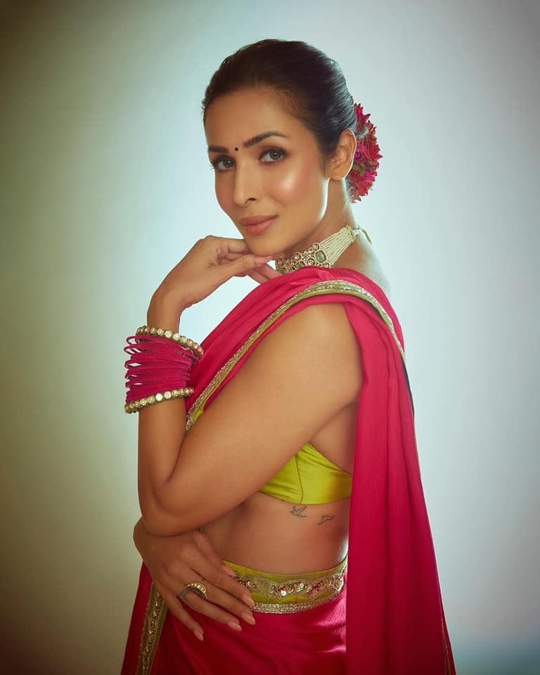 ওয়াটার থেরাপিতে লুকিয়ে মালাইকার সৌন্দর্যের রহস্য