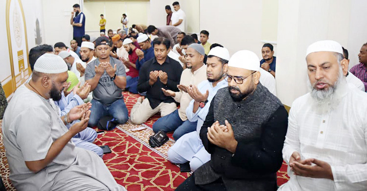 খালেদা জিয়ার আশু রোগমুক্তি কামনায় মালয়েশিয়ায় বিশেষ দোয়া মাহফিল