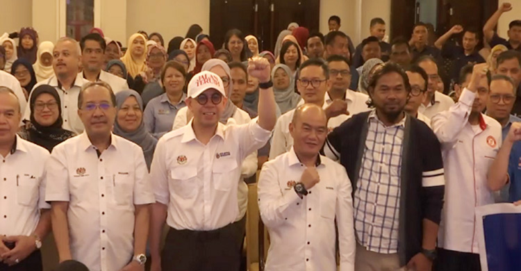 শ্রমিকদের ক্ষমতায়নে মালয়েশিয়া সরকারের নতুন উদ্যোগ