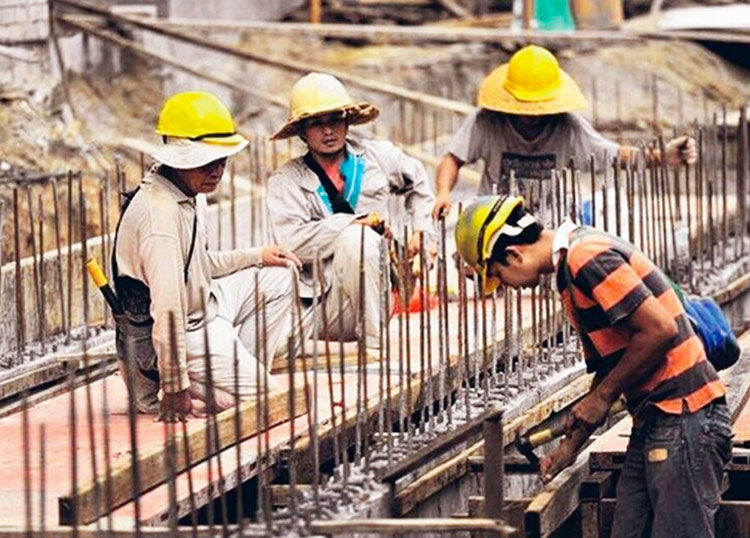 মালয়েশিয়ায় শ্রম আইন লঙ্ঘনকারীদের বিদেশিকর্মী নিয়োগে নিষেধাজ্ঞা