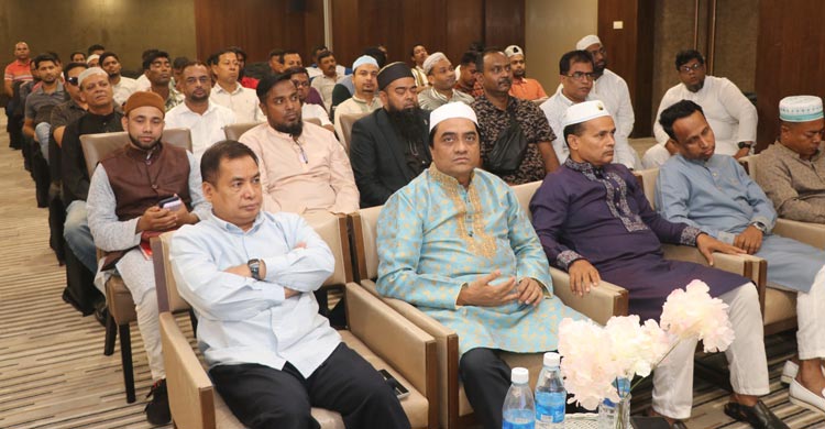 এনায়েত উল্যা আব্বাসীর বয়ান প্রবাসীদের হৃদয় ছুঁয়ে গেছে