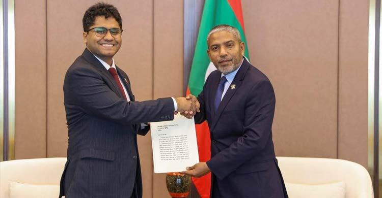 মালদ্বীপে নবনিযুক্ত বাংলাদেশের হাইকমিশনারের পরিচয়পত্র পেশ
