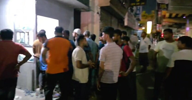 ঢাকায় সোহাগ পরিবহনের কাউন্টারে হামলা-ভাঙচুর, আহত বেশ কয়েকজন