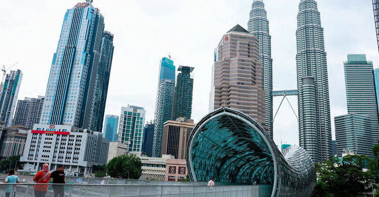 মালয়েশিয়ার ২০২৬ সালের বাজেট, অর্থনীতিবিদদের প্রশংসা ও সতর্কতা