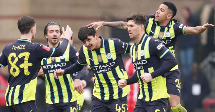 তৃতীয় স্তরের ক্লাবকে হারাতেও ঘাম ঝরলো ম্যানসিটির