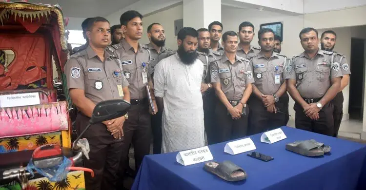 ঝাঁকি লাগায় অটোরিকশা চালককে খুন