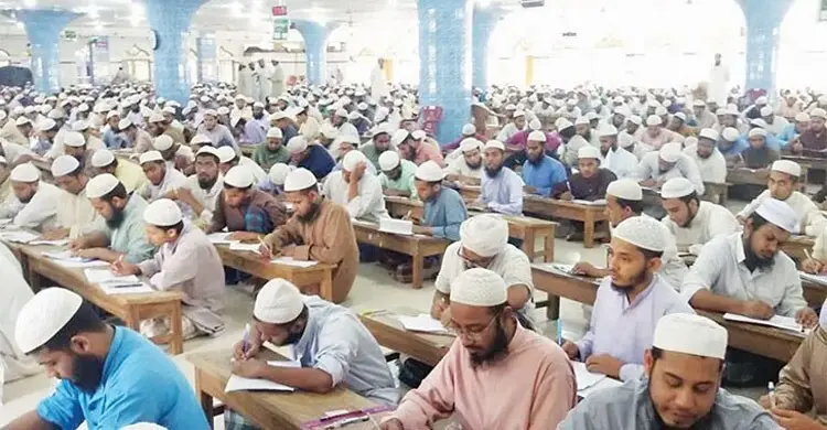 আলিয়া মাদরাসায় চাকরির সুযোগ পাচ্ছেন কওমির দাওরা সনদধারীরা