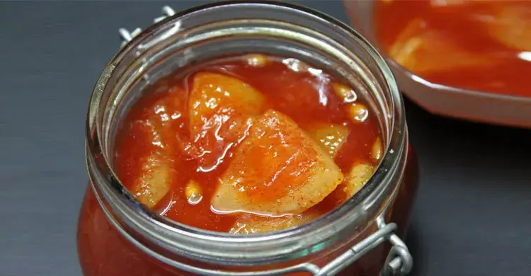 সারাবছর আমের আচার ভালো রাখবেন যেভাবে