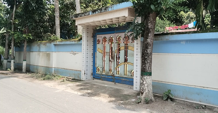 কী হালে আছে মানিকগঞ্জের সেই ‘আর্জেন্টিনা বাড়ি’