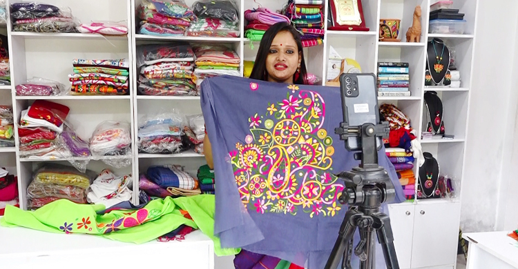 ৭০০ টাকার পুঁজি থেকে লাবনীর ৩০ লাখের ব্যবসা