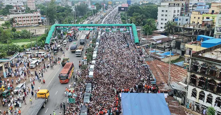 ৫ সেপ্টেম্বর মতিঝিলের শাপলা চত্বর থেকে শুরু হয় ১১ দলীয় ঐক্যের লংমার্চ