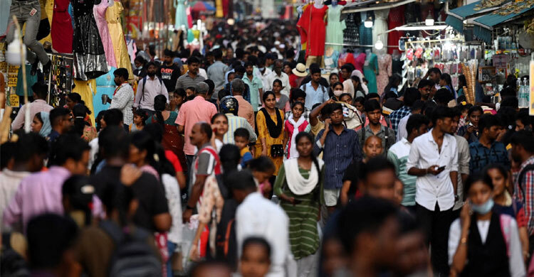 অর্থনীতিতে গতি আনতে শতাধিক পণ্যে কর কমানোর ঘোষণা ভারতের