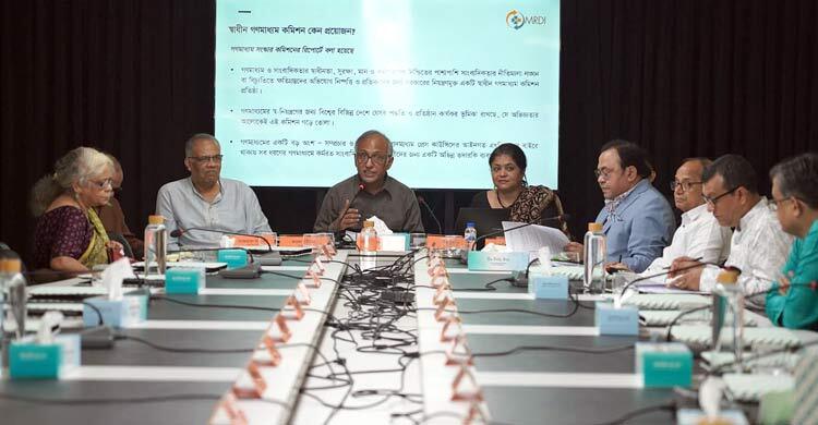 স্বাধীন গণমাধ্যম কমিশন গঠনে সাংবাদিক-অংশীজনদের মতামত নেওয়া জরুরি
