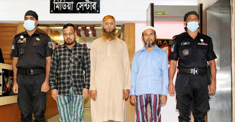 নারী কর কর্মকর্তাকে নির্যাতন: ড্রাইভার মাসুদ-সহযোগী রিমান্ডে