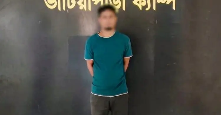 বন্ধুর বিয়েতে দুই লিটার অকটেন উপহার