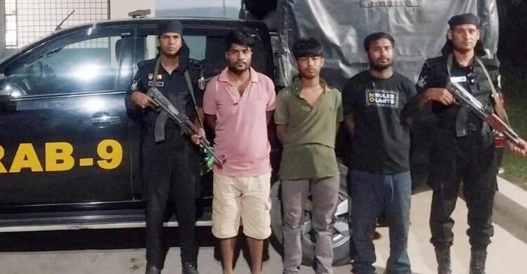 ব্রাহ্মণবাড়িয়ায় জাল টাকা তৈরির সরঞ্জামসহ গ্রেফতার ৩