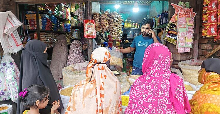 ময়মনসিংহে বেড়েছে রেডিমেড মসলার চাহিদা