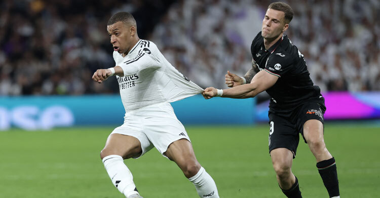 Mbappe fires Madrid level with Barca as Atletico bid crumbles