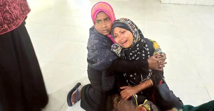 ঋণের টাকায় ইজিবাইক কিনে পরিশোধের আগেই সড়কে শেষ সাগরের স্বপ্ন