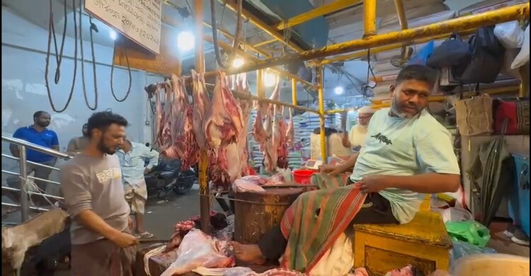 খাসির দোকানে ক্রেতাশূন্যতা, কেজি ১৩০০ টাকার দামে বিক্রি স্থবির