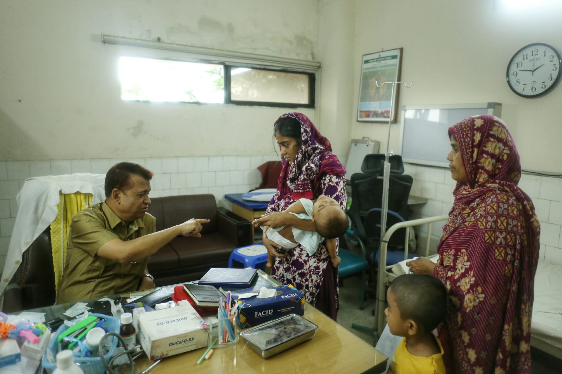 হামের ঝুঁকিতে স্কুলপড়ুয়া শিশু, অভিভাবকদের করণীয়