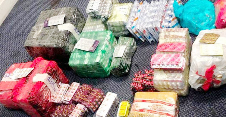 কুয়ালালামপুর বিমানবন্দরে বাংলাদেশি ওষুধ জব্দ, আটক এক