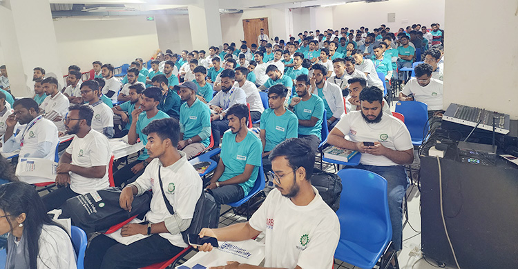 চাকরির প্রস্তুতি ও দক্ষতা উন্নয়নে ক্যারিয়ার মিটআপ