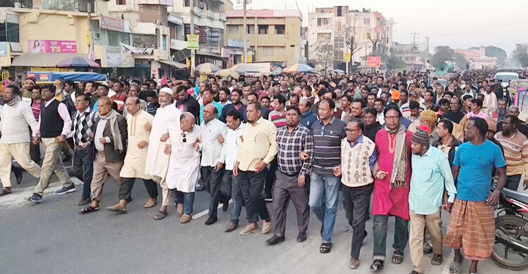 মেহেরপুরে বিএনপির মনোনয়ন পরিবর্তনের দাবিতে বিক্ষোভ