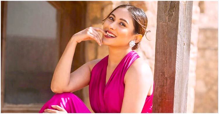 ব্যবসা শুরু করলেন মেহজাবীন