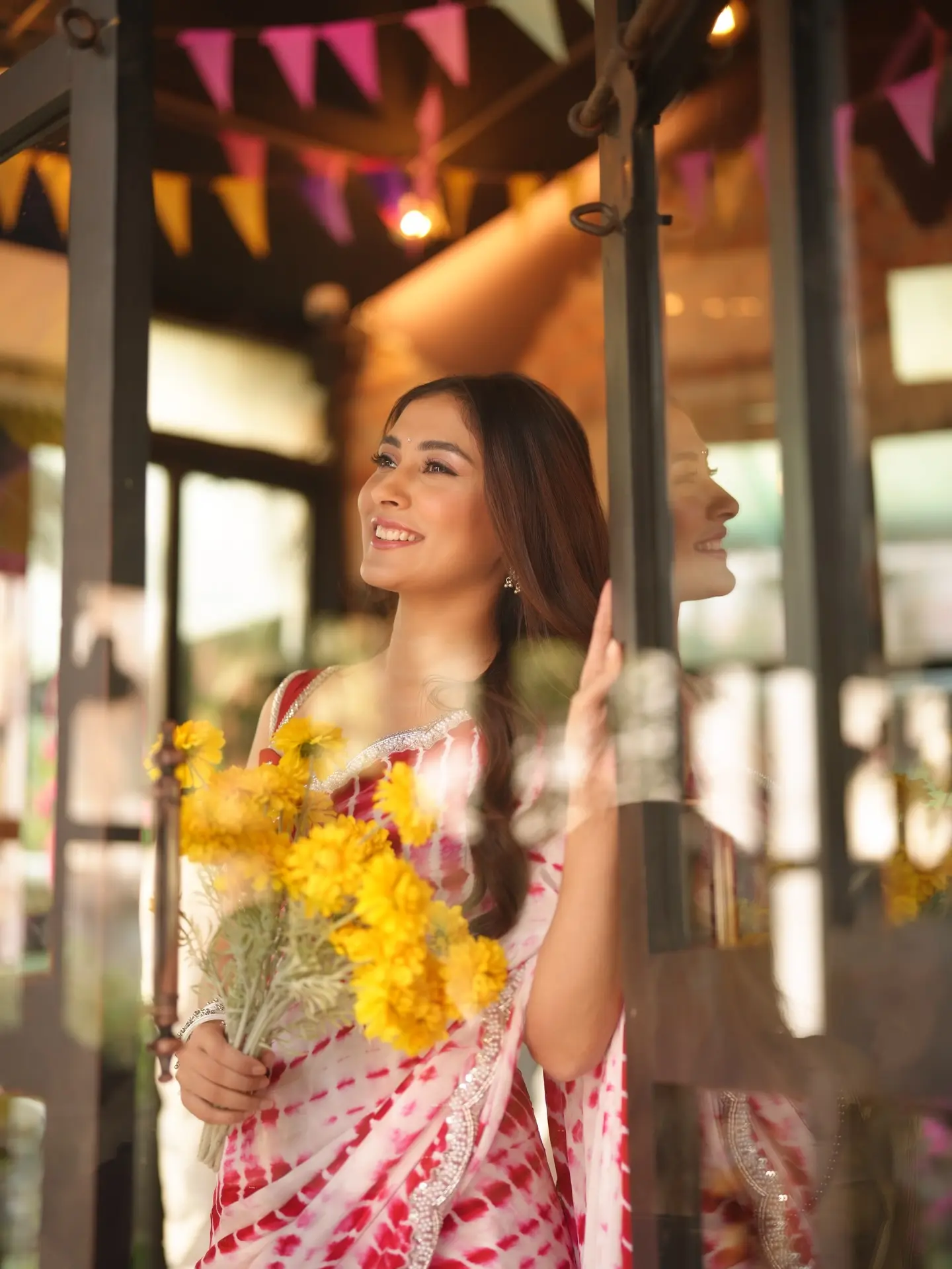 উৎসবের রঙে মোড়া মেহজাবীন