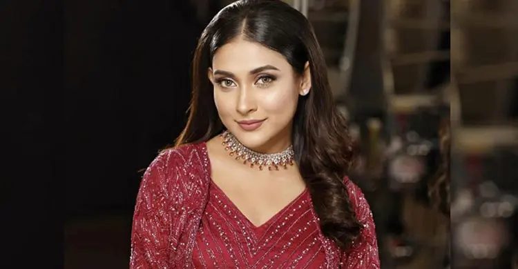 প্রথম নাটকে মেহজাবীনের পারিশ্রমিক কত ছিল?