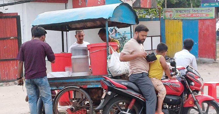 তীব্র তাপদাহে বিপর্যস্ত মেহেরপুরের জনজীবন
