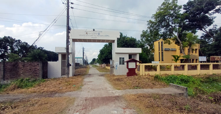 নিষ্ক্রিয় মেহেরপুর বিসিকের পরিত্যক্ত প্লটে স্থবির শিল্পায়ন