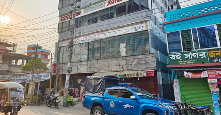 নিখোঁজের ৩ দিন পর হোটেলে মিললো অটোচালকের মরদেহ