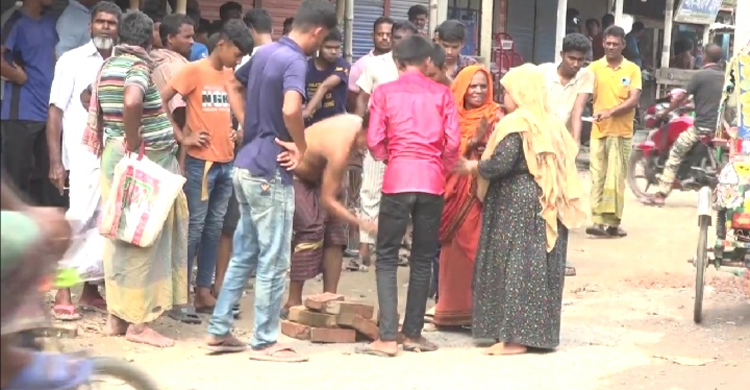 বাড়ি আর ফেরা হলো না স্কুলছাত্র সাইফের