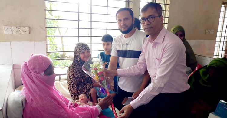 নরমাল ডেলিভারিতে উৎসাহ দিতে মেহেরপুর জেলা প্রশাসনের অনন্য উদ্যোগ