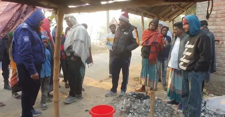 মেহেরপুরে বিএনপির নির্বাচনি অফিসের পাশে বোমা সদৃশ বস্তু উদ্ধার