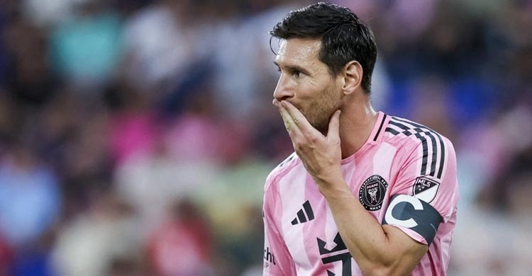 তারা আমাকে খেলতে দেয়নি: ক্ষুব্ধ হয়ে বললেন মেসি