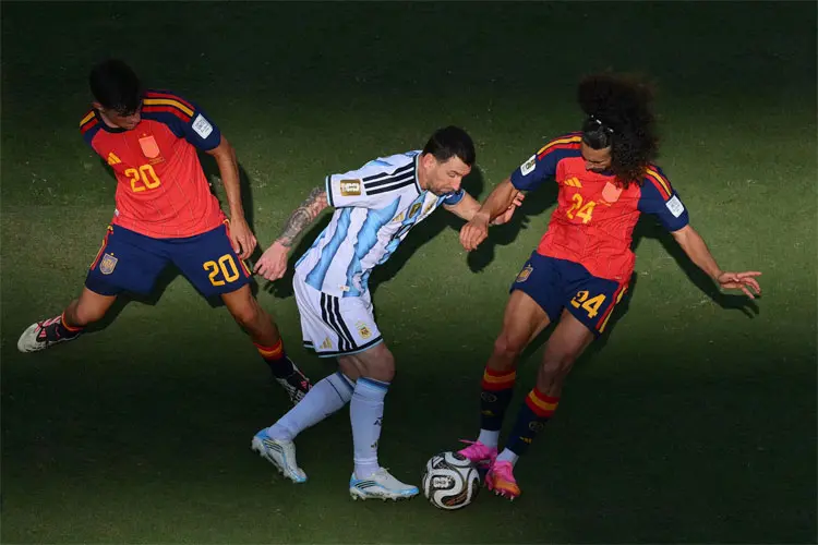 Messi Blocked