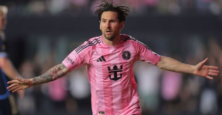 মাঠে নামার দ্বিতীয় মিনিটেই গোল করে মিয়ামিকে জেতালেন মেসি