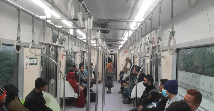 Metro rail’s Shahbagh, Karwan Bazar stations open