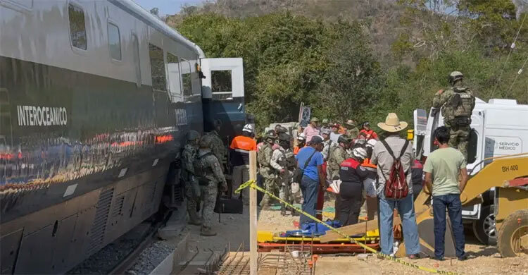 13 killed, 98 injured in Mexico train derailment