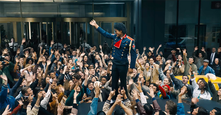 টিজারেই ঝড় তুলেছে মাইকেল জ্যাকসনের বায়োপিক